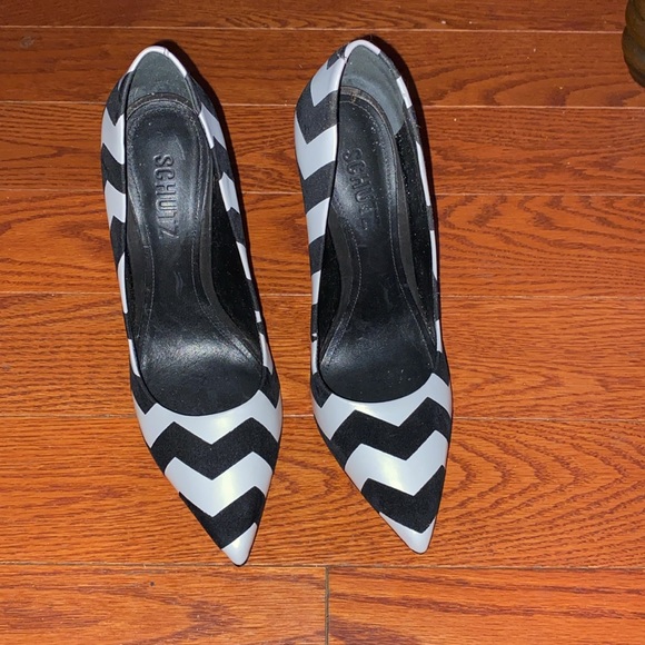 Schutz chevron heels black & white - Picture 8 of 13